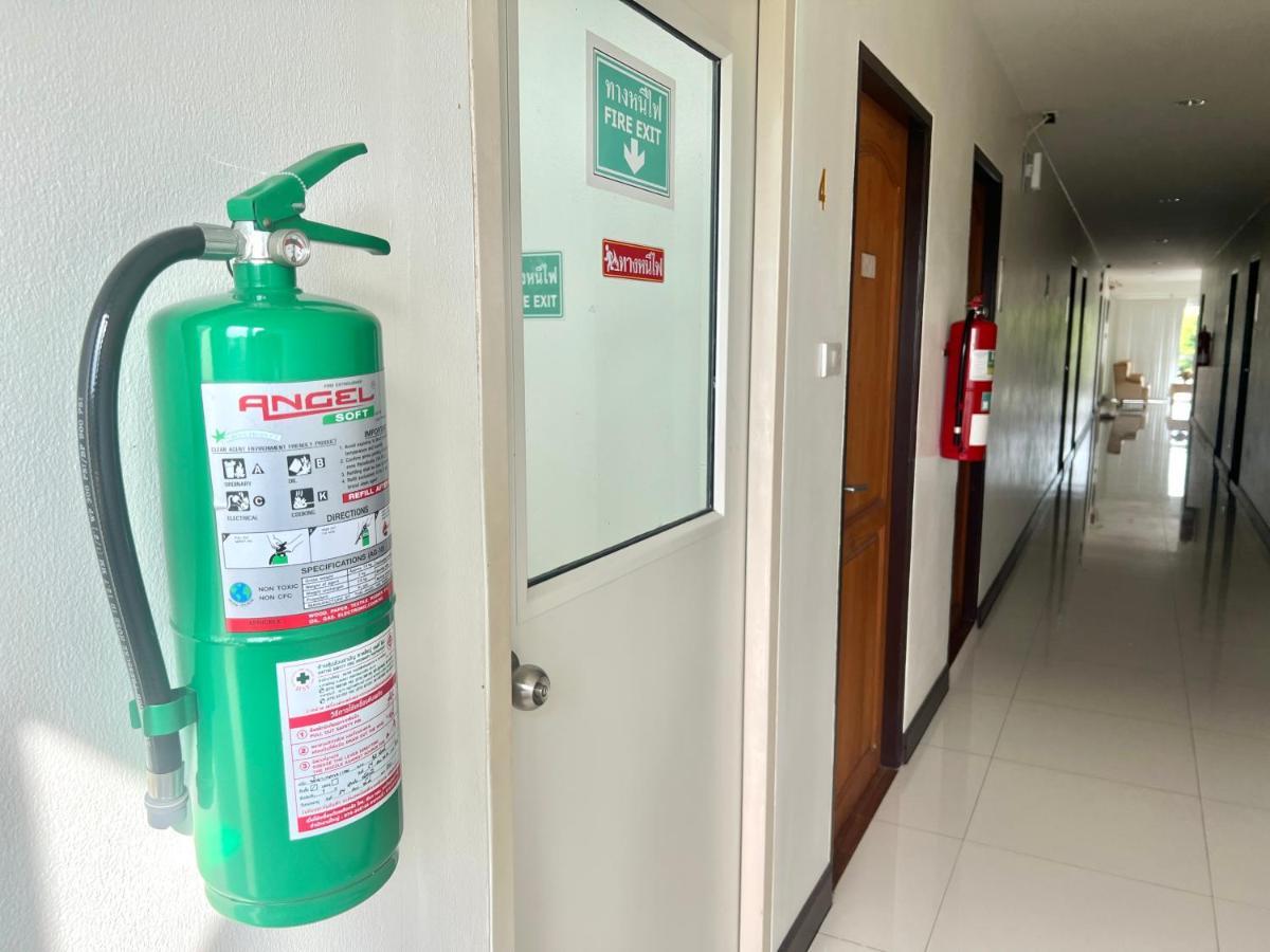 Js Residence Krabi Bagian luar foto