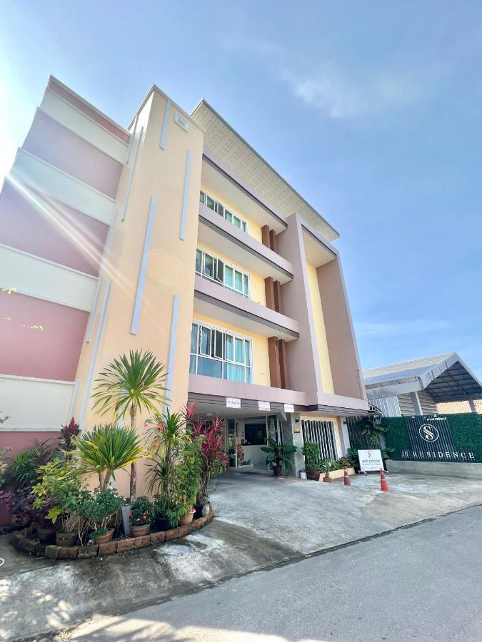 Js Residence Krabi Bagian luar foto
