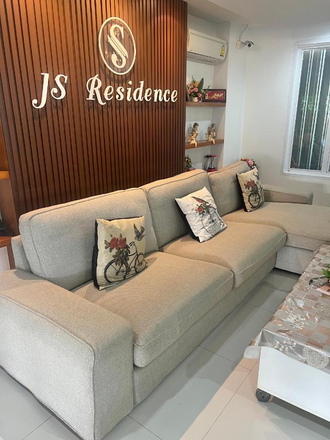 Js Residence Krabi Bagian luar foto