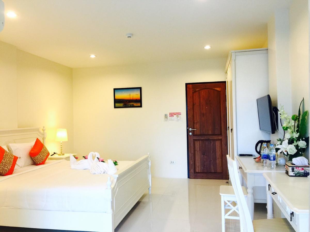 Js Residence Krabi Bagian luar foto